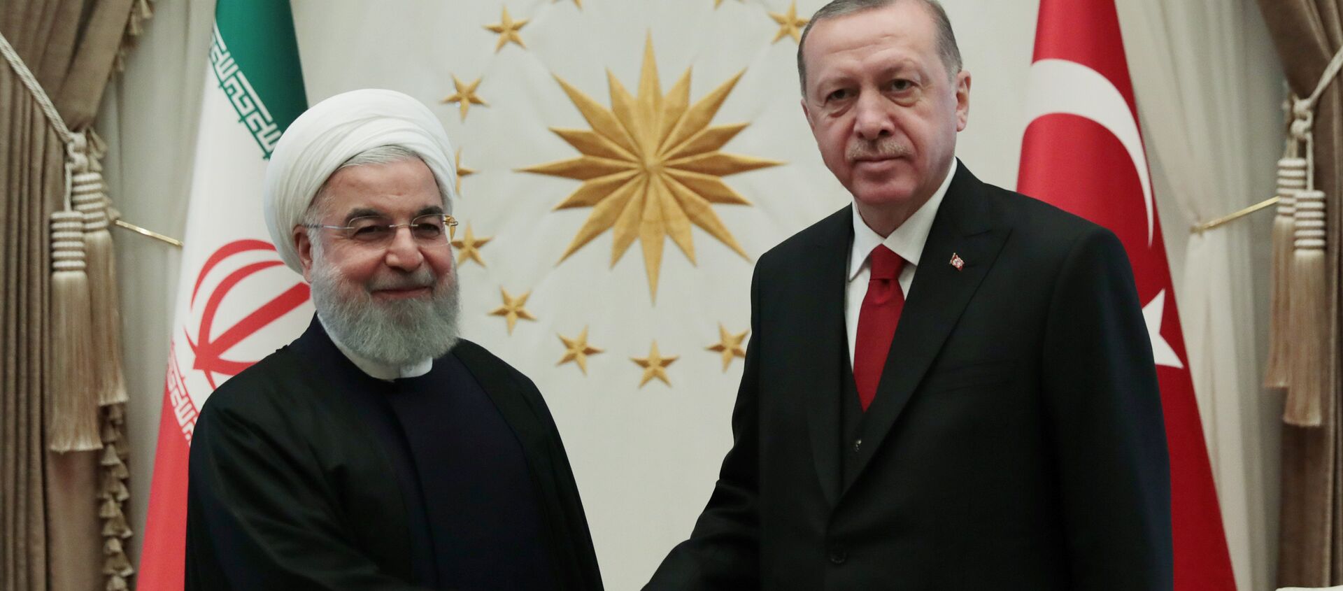 الرئيس التركي رجب طيب أردوغان يستقبل الرئيس الإيراني حسن روحاني في أنقرة - سبوتنيك عربي, 1920, 21.02.2021