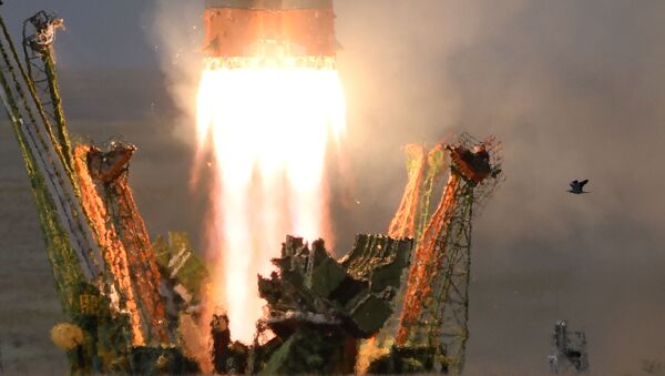 إطلاق صاروخ ناقل سويوز - إف غا تابعة لـ روس كوسموس الروسية من محطة بايكونور - سبوتنيك عربي