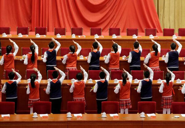 أحداث الطلاب المكرسة للذكرى الأربعين لسياسة الإصلاح والانفتاح في مجلس الشعب في بكين، 18 ديسمبر/ كانون الأول 2018 - سبوتنيك عربي