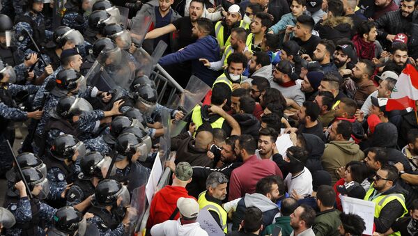 احتجاجات في لبنان - سبوتنيك عربي