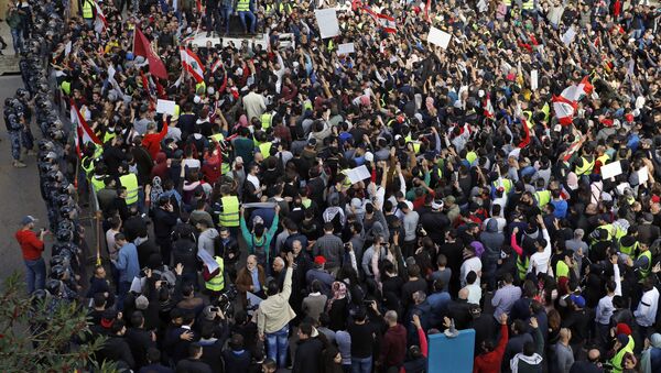 احتجاجات في لبنان - سبوتنيك عربي