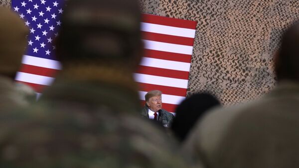 ترامب في قاعدة عسكرية أمريكية بالعراق - سبوتنيك عربي