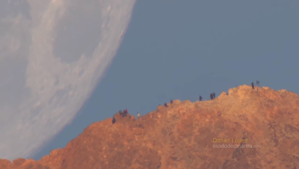 القمر يقترب من الأرض - سبوتنيك عربي