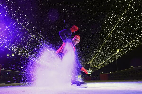 افتتاح حلبة تزلج في كرملين مدينة قازان الروسية - سبوتنيك عربي