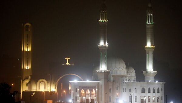 كنيسة وجامع في قلب القاهرة - سبوتنيك عربي