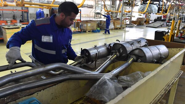 مصنع SIAMCO  السوري-الإيراني لانتاج السيارات في ريف دمشق، سوريا - سبوتنيك عربي