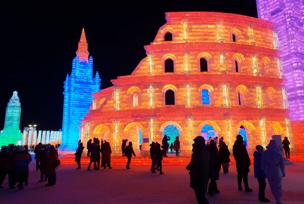 مهرجان الثلج والجليد الدولي في هاربن الصينية - سبوتنيك عربي