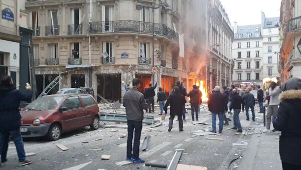 انفجار وسط العاصمة الفرنسية باريس - سبوتنيك عربي