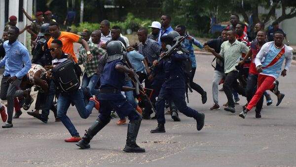 رجال شرطة مكافحة الشغب الكونغوليين - سبوتنيك عربي