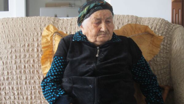 المواطنة نانا شاوفا من كاباردينو بالكاريا، تبلغ من العمر 127 عاما - سبوتنيك عربي
