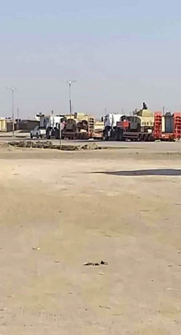 المجنزرات الأمريكية تحتشد بريف الرقة لمواجهة ثورة العشائر المجنزرات الأمريكية تحتشد بريف الرقة لمواجهة ثورة العشائر - سبوتنيك عربي