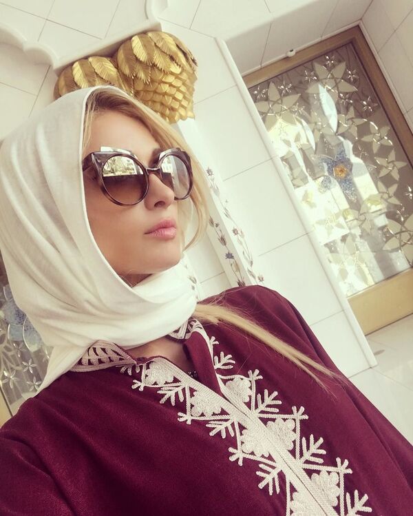 الممثلة باريس هيلتون في الإمارات العربية المتحدة - سبوتنيك عربي