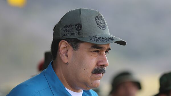 الرئيس الفنزويلي نيكولاس مادورو يحضر تدريبات عسكرية في توريسمو - سبوتنيك عربي