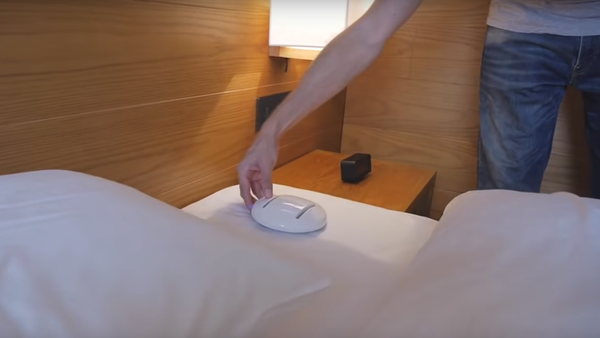 روبوت لتنظيف غرف الفنادق - سبوتنيك عربي