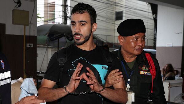 لاعب الكرة البحريني حكيم العريبي، أثناء اعتقاله في تايلاند - سبوتنيك عربي
