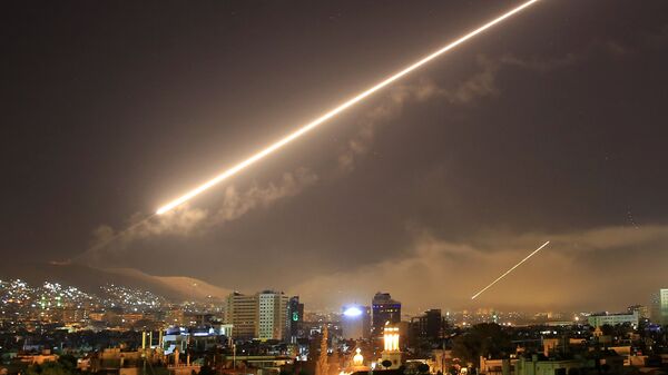 صواريخ أمريكية على دمشق  - سبوتنيك عربي