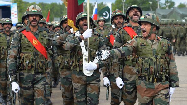 تصاعد التوتر بين الهند و باكستان - جنود الجيش الهندي، 2018 - سبوتنيك عربي
