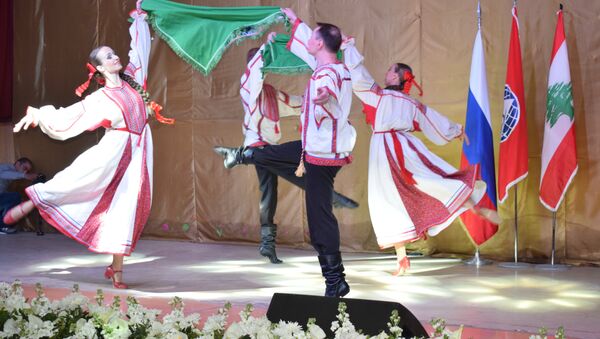 فرقة يارماركا الروسية تنشر الفولكلور الروسي في لبنان - سبوتنيك عربي