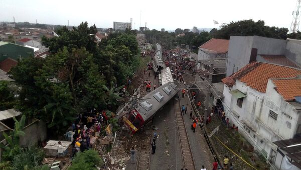 عشرات المصابين في خروج قطار عن مساره في إندونيسيا - سبوتنيك عربي
