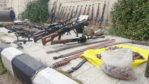 العثور على أسلحة رشاشة و ذخائر في ريف درعا الشمالي جنوب سوريا - سبوتنيك عربي