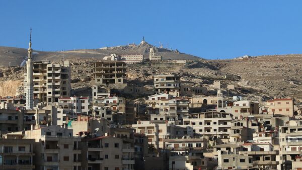 أكبر تمثال للسيد المسيح في العالم العربي يعتلي أعلى قمم القلمون شمال دمشق - سبوتنيك عربي