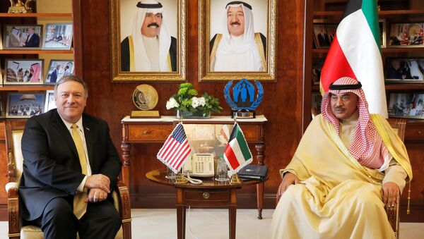 وزير الخارجية الكويتي صباح خالد الحمد الصباح، مع نظيره الأمريكي مايك بومبيو في الكويت - سبوتنيك عربي