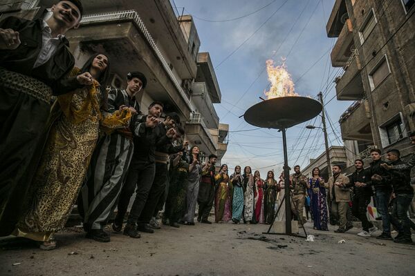 احتفالات الأكراد بعيد النوروز في سوريا، 21 مارس/ آذار 2019 - سبوتنيك عربي