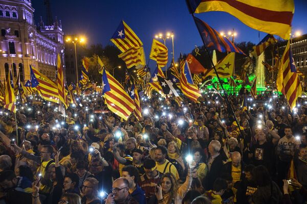 مظاهرات دعم استقلال كتالونيا في العاصمة الإسبانية مدريد، مارس/ آذار 2019 - سبوتنيك عربي