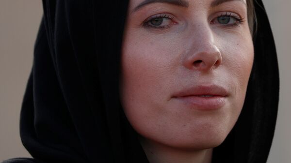 شرطية في نيوزيلندا ترتدي الحجاب تعاطفا مع ضحايا المذبحة - سبوتنيك عربي