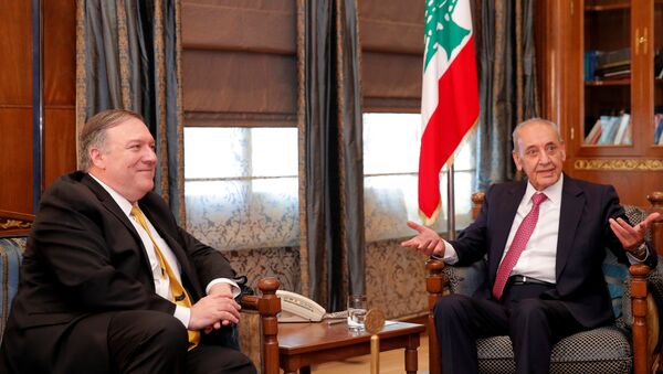رئيس مجلس النواب اللبناني نبيه بري، مع وزير الخارجية الأمريكي مايك بومبيو - سبوتنيك عربي
