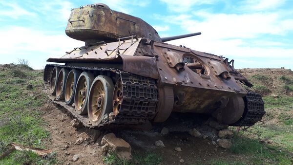 ثلاث دبابات T-34 تشكل متحفاً حياً لحرب 1967 جنوب سوريا - سبوتنيك عربي