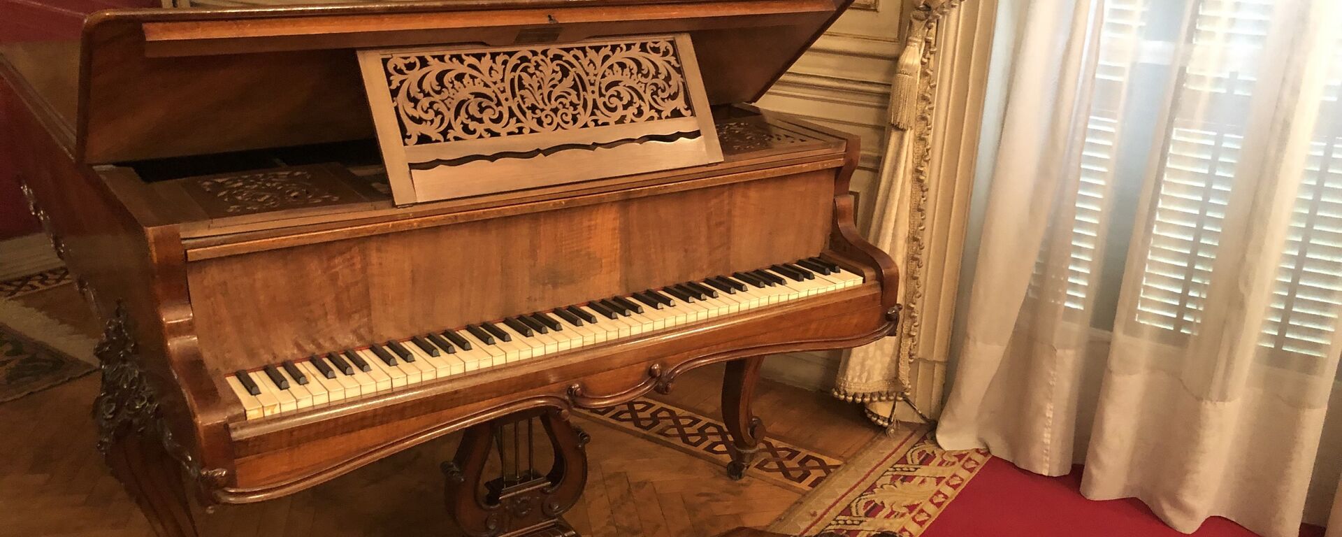 بيانو موجود في قصر عابدين بالقاهرة - سبوتنيك عربي, 1920, 20.08.2022
