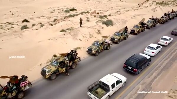 الجيش الوطني الليبي بقيادة المشير خليفة حفتر يتوجه إلى العاصمة طرابلس - سبوتنيك عربي