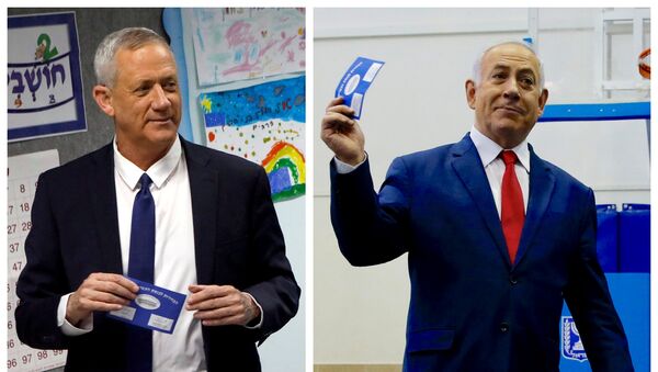 رئيس الوزراء الإسرائيلي بنيامين نتنياهو والجنرال بيني غانتس. - سبوتنيك عربي