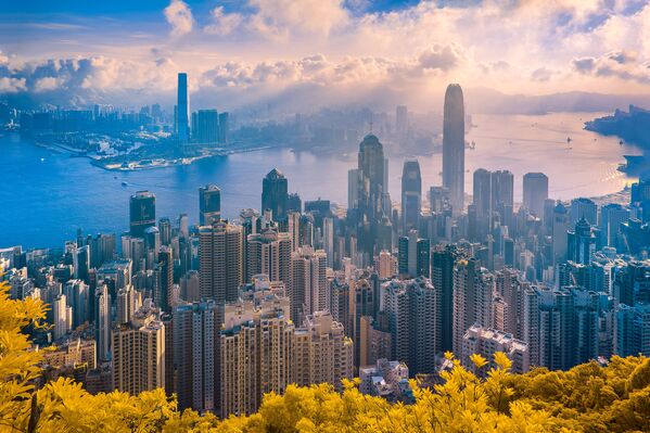 صورة فوتوغرافية بعنوان هونغ كونغ: المدينة الذهبية (Hong Kong: The Golden City)، للمصور تران مينه دانغ، الحائزة على المرتبة الثانية في فئة التصوير صورة تعبير إنشاء (Photo Essay) - سبوتنيك عربي