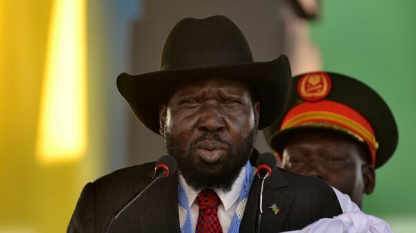 رئيس جنوب السودان سلفا كير يخاطب الحشود عند ضريح جون قرنق في جوبا - سبوتنيك عربي