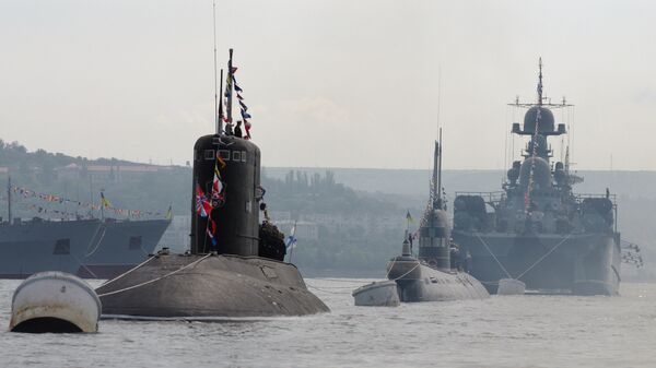 سفن حربية روسية تجرى مناورات في البحر الأسود - سبوتنيك عربي