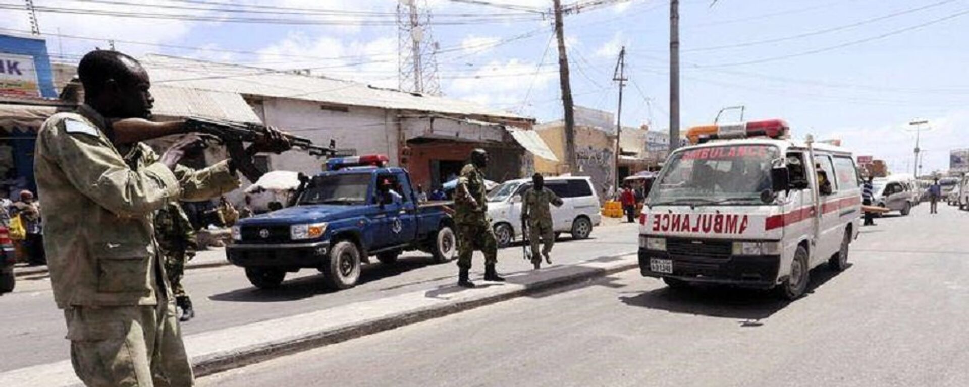مهاجمة سيارة الإسعاف في مقديشو من قبل شرطة الحكومة الصومالية - سبوتنيك عربي, 1920, 09.05.2021
