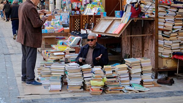 كتب في شارع المتنبي في عاصمة العراق بغداد - سبوتنيك عربي