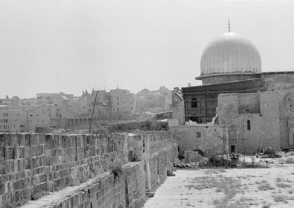مسجد قبة الصخرة بعد نشوب الحريق فيه عام 1969 - سبوتنيك عربي