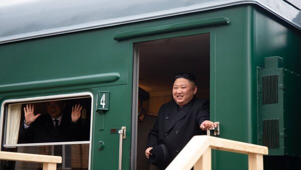 وصول الزعيم الكوري الشمالي بالقطار إلى روسيا - سبوتنيك عربي
