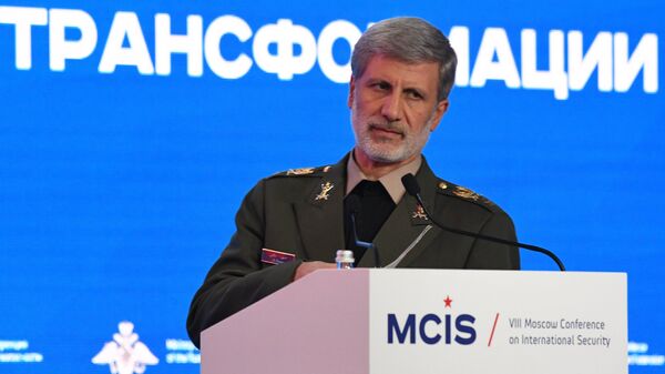 وزير الدفاع الإيراني، أمير حاتمي - سبوتنيك عربي