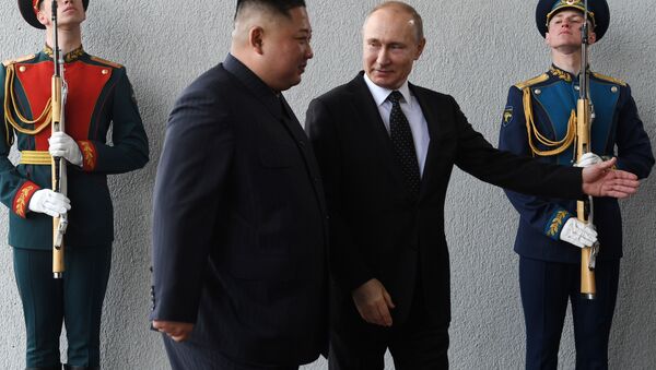 الرئيس الروسي فلاديمير بوتين والزعيم الكوري الشمالي كيم جونغ أون - سبوتنيك عربي