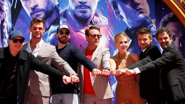 أبطال فيلم Avengers: Endgame في عرضه العالمي الأول، لوس أنجلوس، الولايات المتحدة، 23 نيسان/أبريل 2019 - سبوتنيك عربي