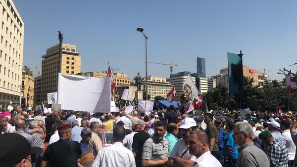 الحكومة اللبنانية تستكمل جلساتها على وقع الإعتصامات والإضرابات - سبوتنيك عربي
