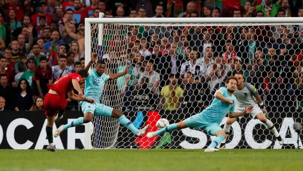 البرتغال وهولندا في نهائي كأس أمم أوروبا - سبوتنيك عربي