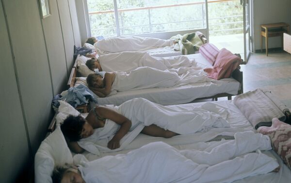 وقت القيلولة في مخيم عموم الاتحاد السوفيتي أرتيك باسم ف. إ. لينين، 1968 (والآن يسمى مركز الأطفال الدولي أرتيك في القرم) - سبوتنيك عربي