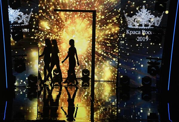 مهرجان الجمال والمواهب الـ25 كراسا روسيي-2019 (حسناء روسيا 2019) في قاعة فيغاس سيتي هول - سبوتنيك عربي