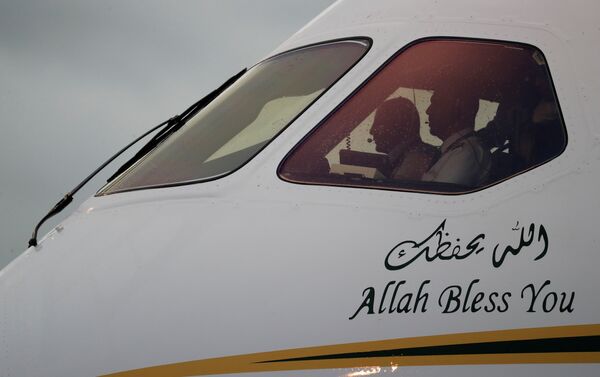 وصول الطائرة التي تقل ولي العهد السعودي الأمير محمد بن سلمان أوساكا باليابان - سبوتنيك عربي