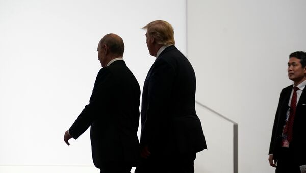قمة مجموعة العشرين - لقاء الرئيس الروسي فلاديمير بوتين والأمريكي دونالد ترامب في مدينة أوساكا اليابانية، اليابان 28 يونيو/ حزيران 2019 - سبوتنيك عربي